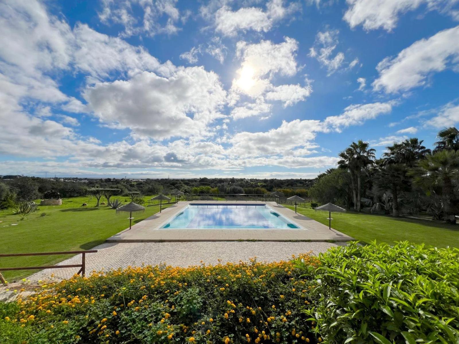 Quinta Saleiro Guesthouse โอลเญา ภายนอก รูปภาพ