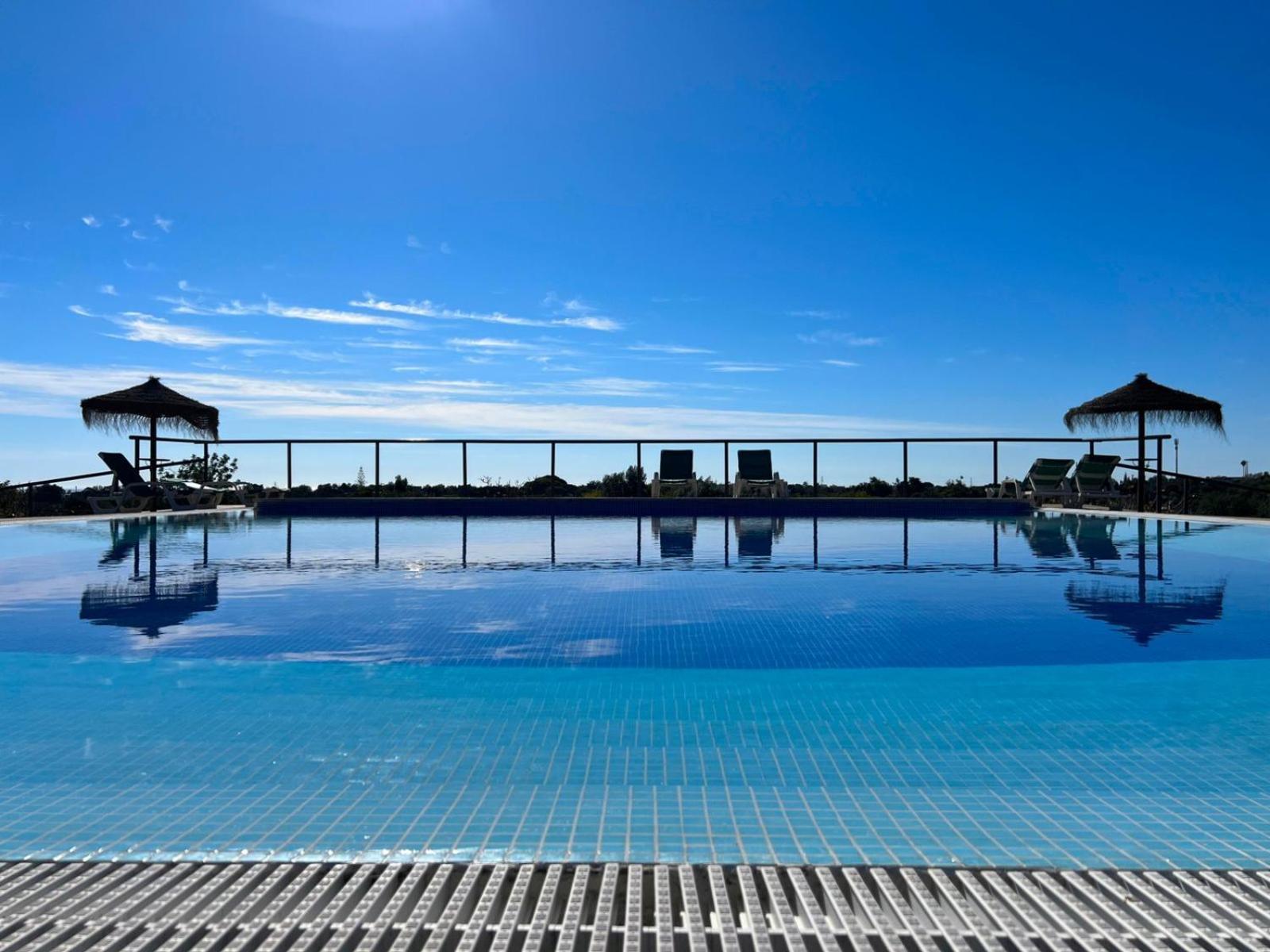 Quinta Saleiro Guesthouse โอลเญา ภายนอก รูปภาพ