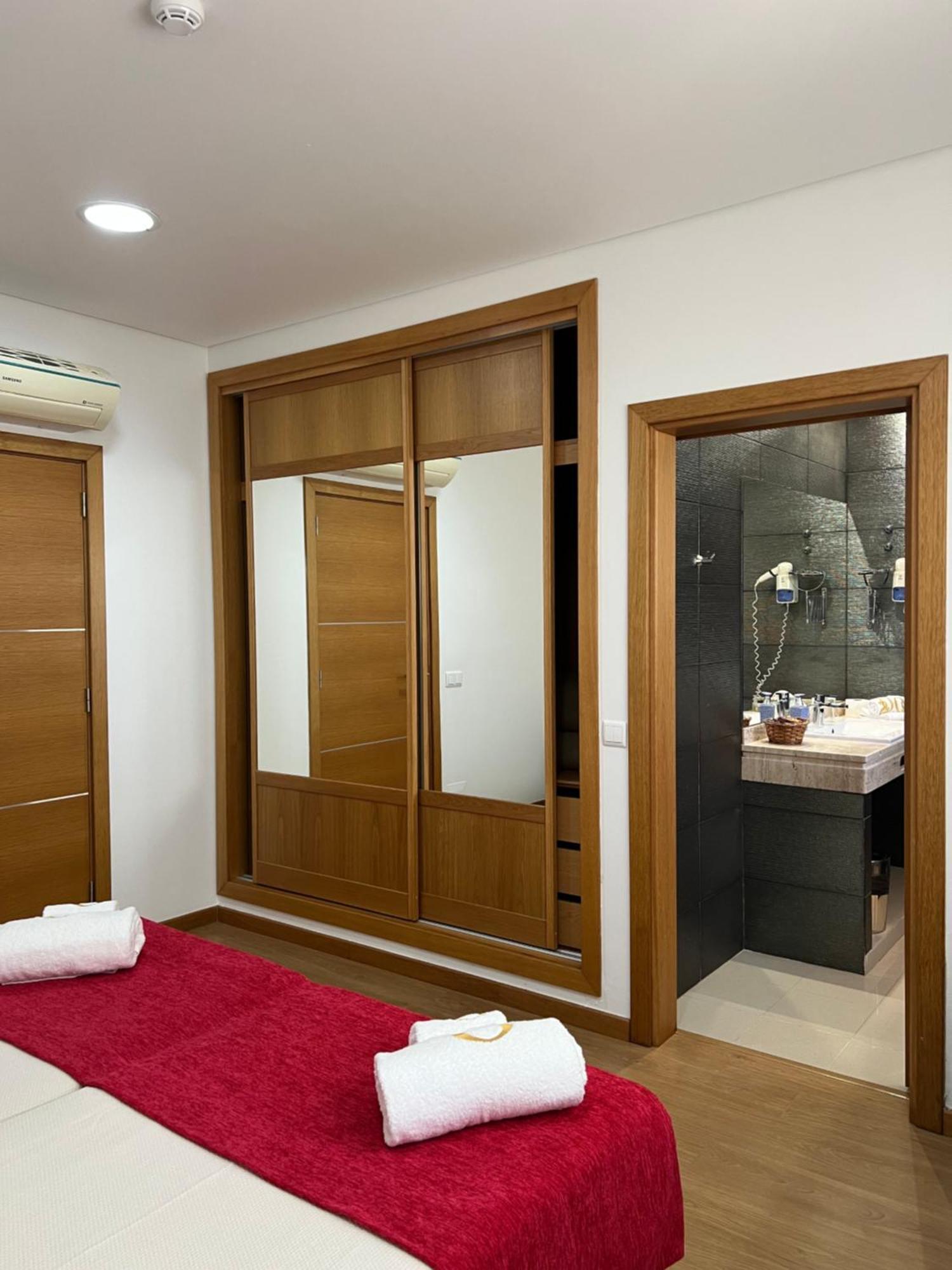 Quinta Saleiro Guesthouse โอลเญา ภายนอก รูปภาพ